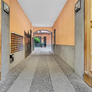 Apartment Cosmopolitan, Milan